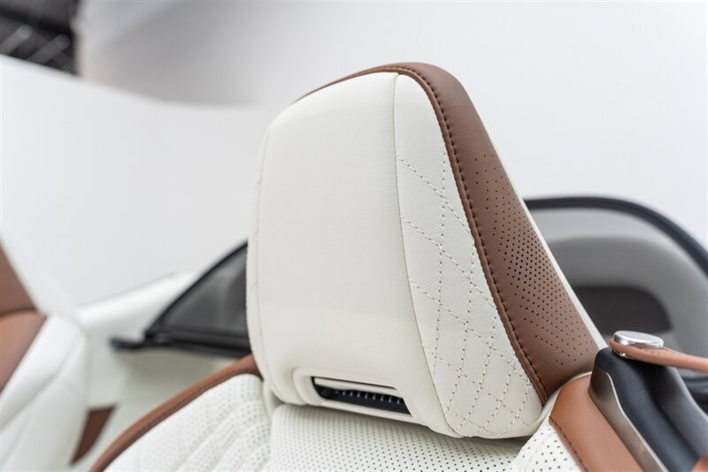 Used 2026 Lexus LC 500 Convertible w/ Inspiration Series RWD image 37