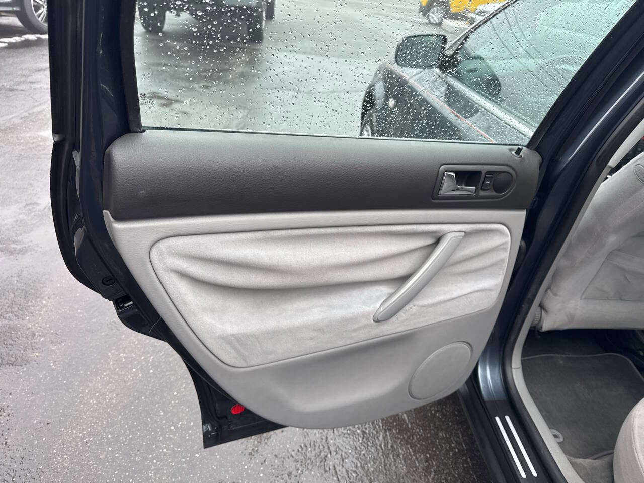 Used 2004 Volkswagen Passat GLS image 17