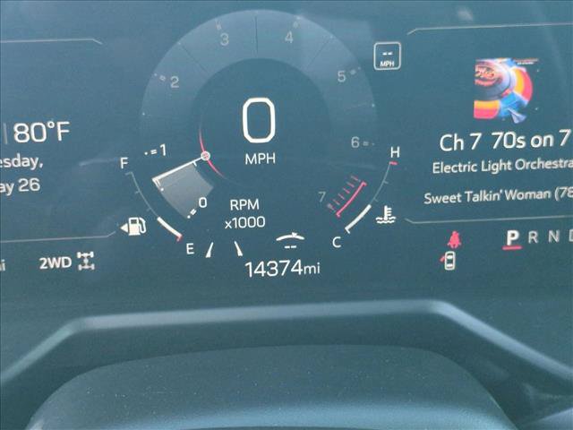 Used 2025 GMC Acadia Elevation AWD/4WD image 11