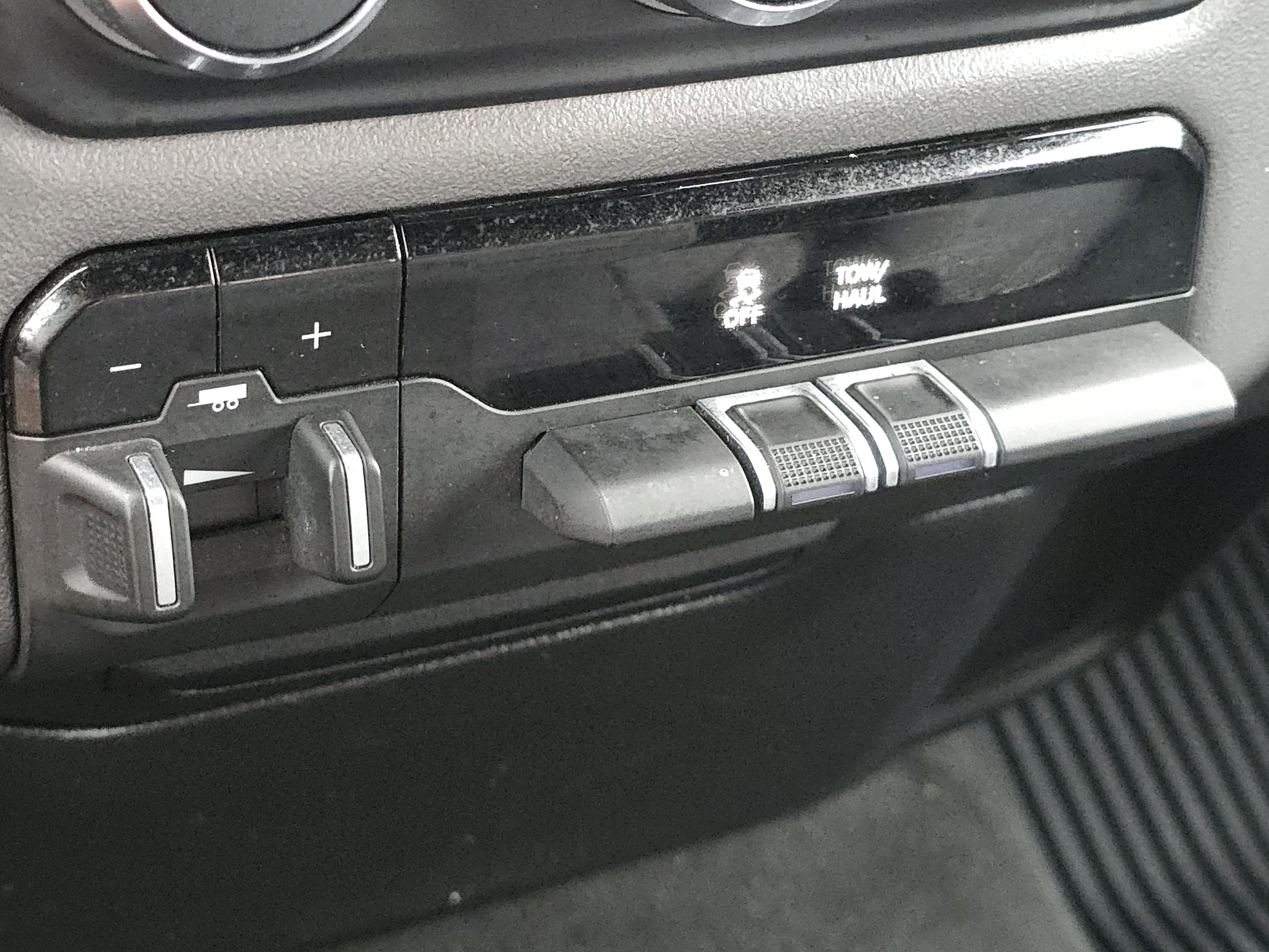 Used 2021 RAM 1500 Big Horn image 23