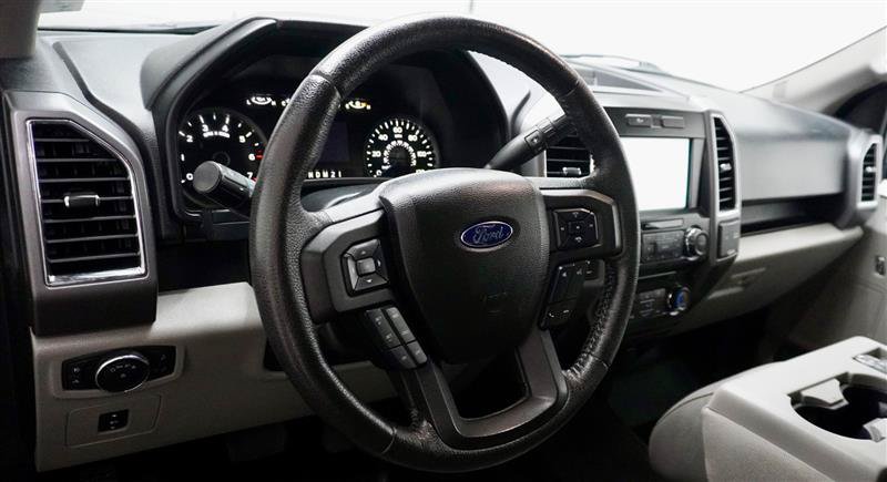 Used 2015 Ford F150 XLT w/ Equipment Group 302A Luxury AWD/4WD image 11