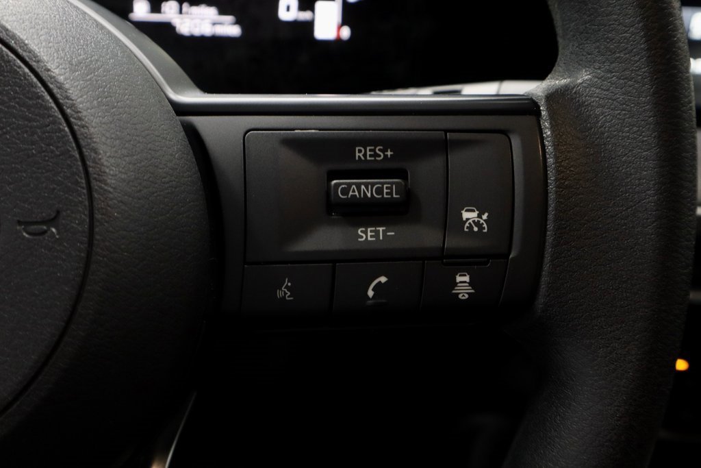 Certified 2025 Nissan Kicks SV w/ SV Premium Package image 31