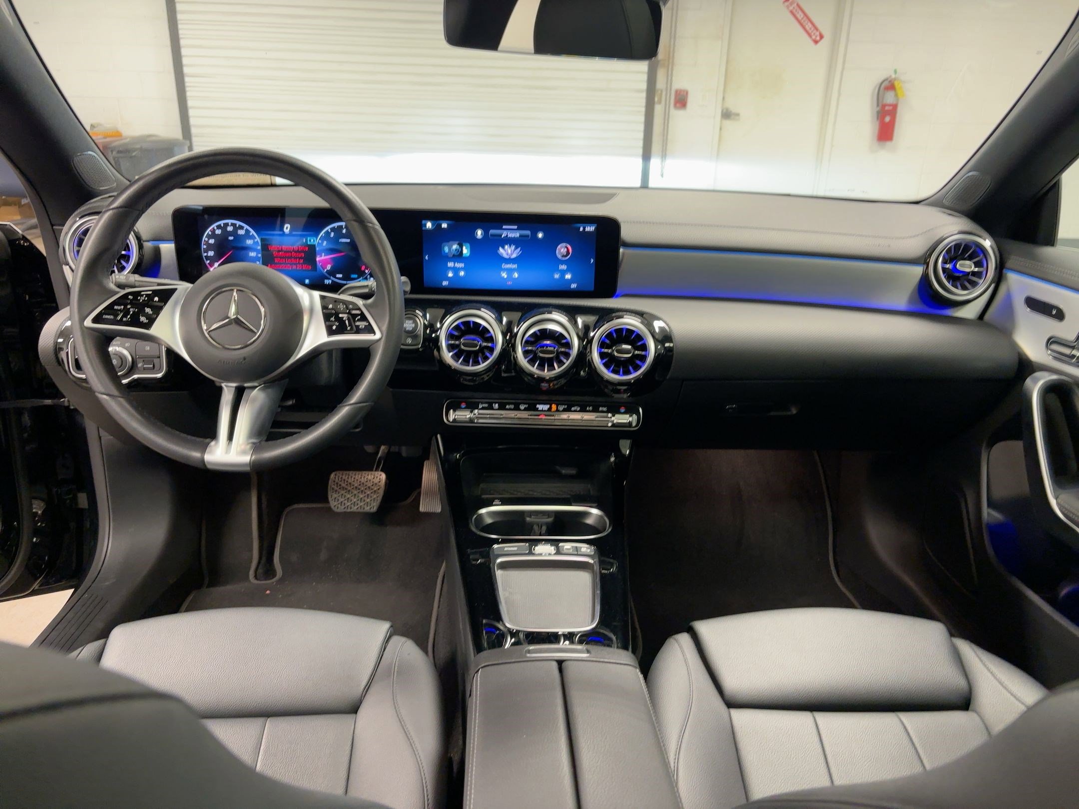 Used 2025 Mercedes-Benz CLA 250 image 14