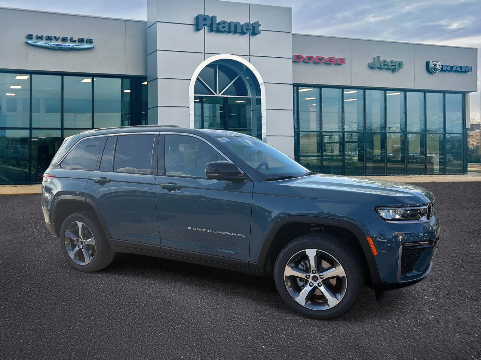 New 2026 Jeep Grand Cherokee Limited
