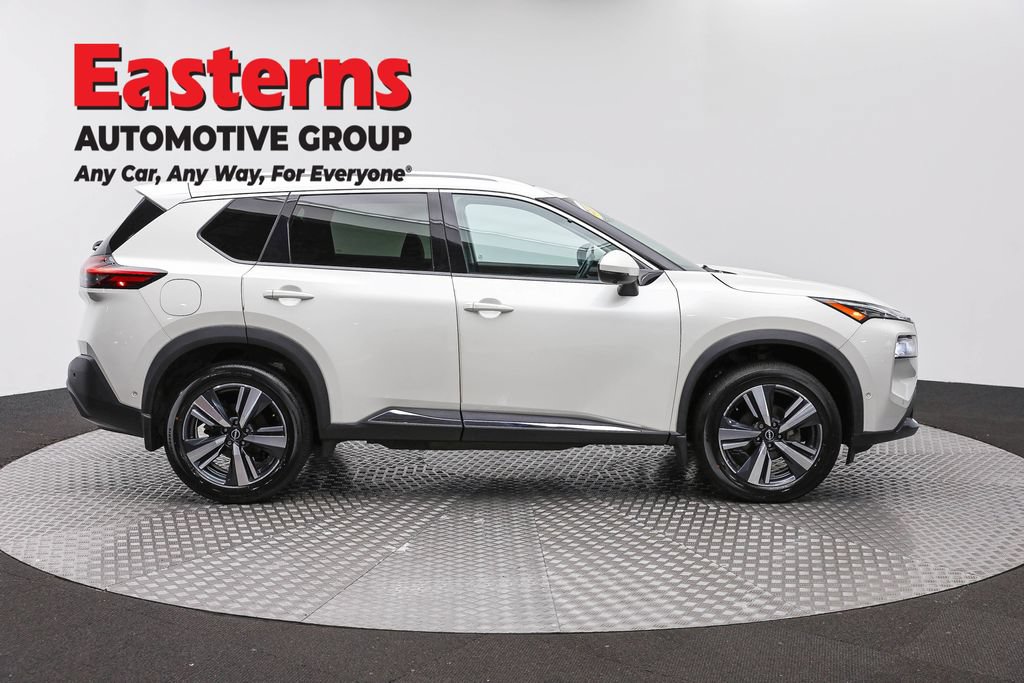 Used 2023 Nissan Rogue SL w/ SL Premium Package AWD/4WD image 4