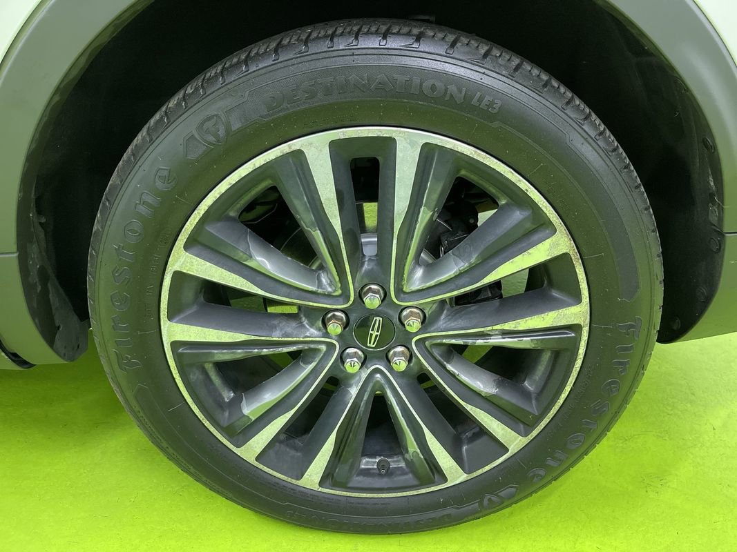 Used 2016 Lincoln MKX Reserve w/ Technology Package image 15