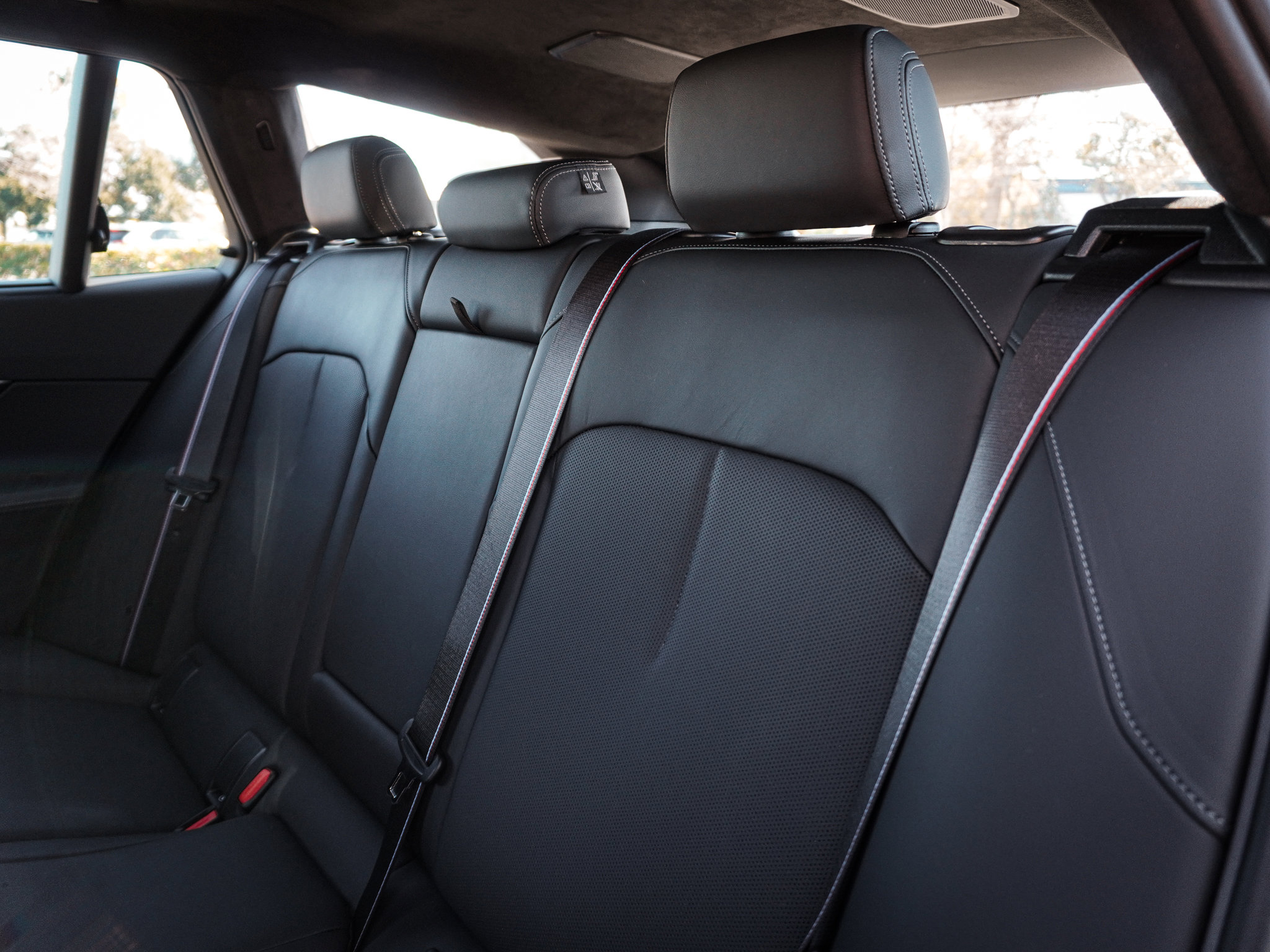 Used 2026 BMW M5 Touring image 36