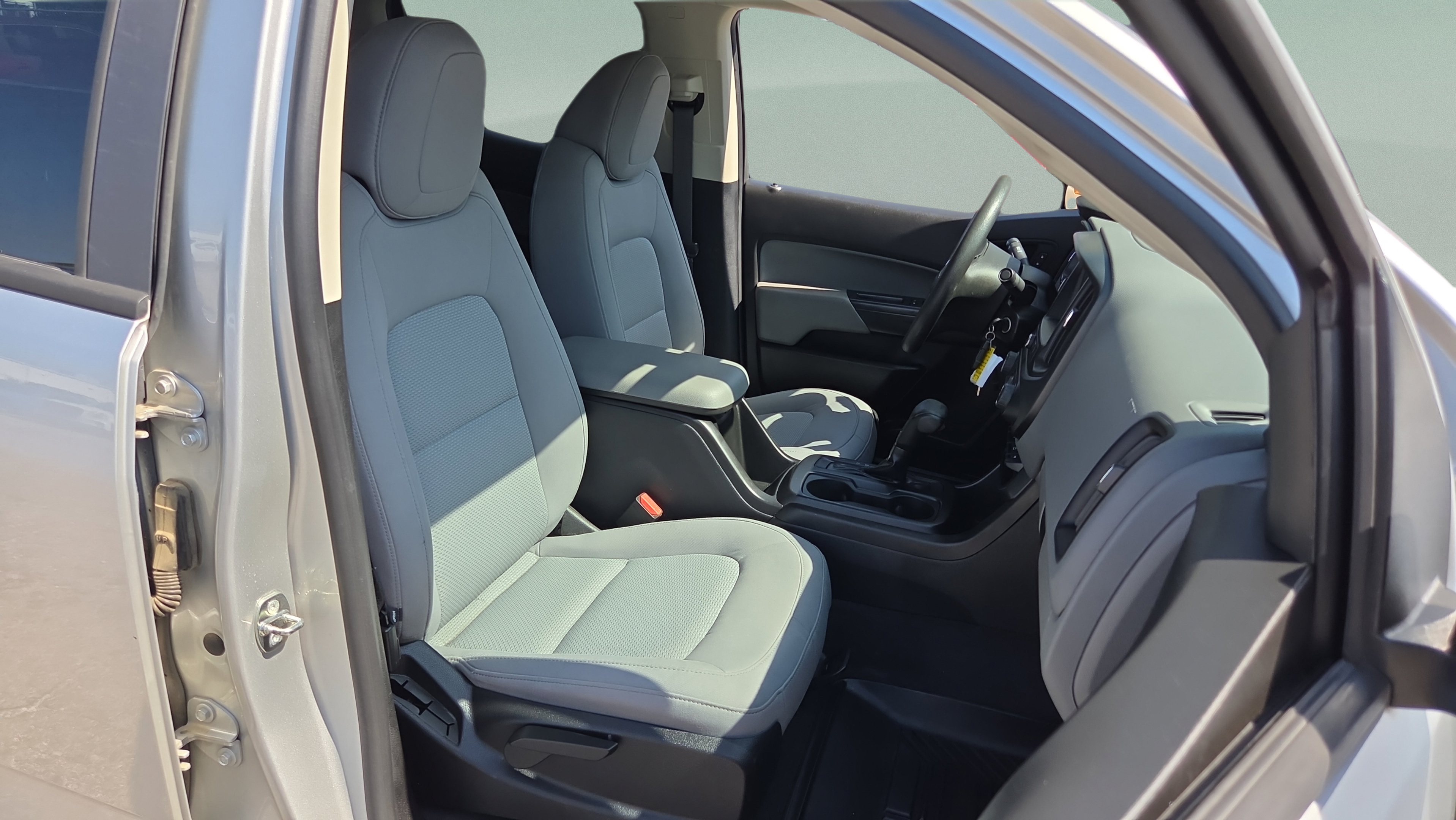 Certified 2020 GMC Canyon 2WD Crew Cab w/ Convenience Package image 15
