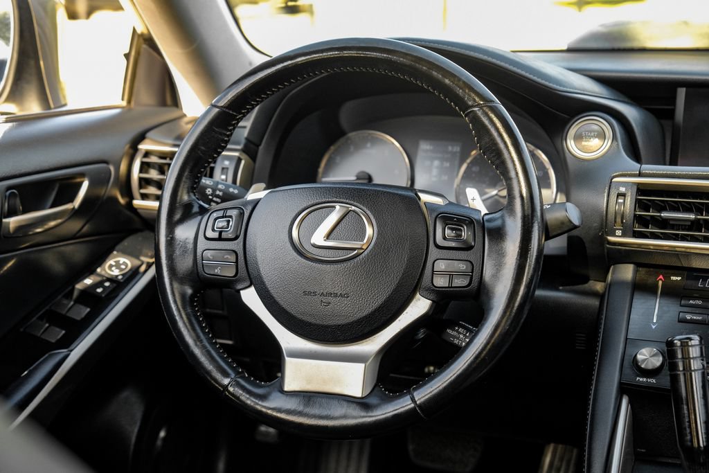 Used 2017 Lexus IS 200t RWD image 15