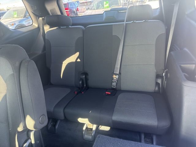 Used 2022 Chevrolet Traverse LT image 23