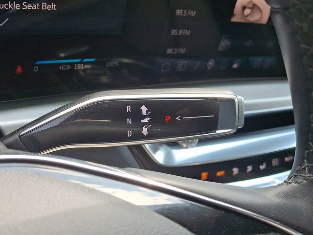 Used 2024 Cadillac Lyriq Luxury w/ LPO, Floor Liner Package image 18