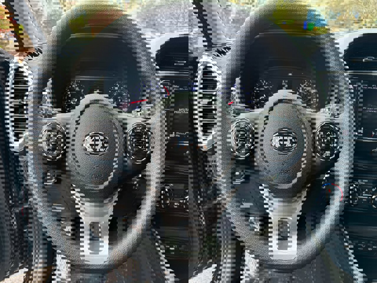 Used 2022 Kia Soul LX w/ Technology Package image 21