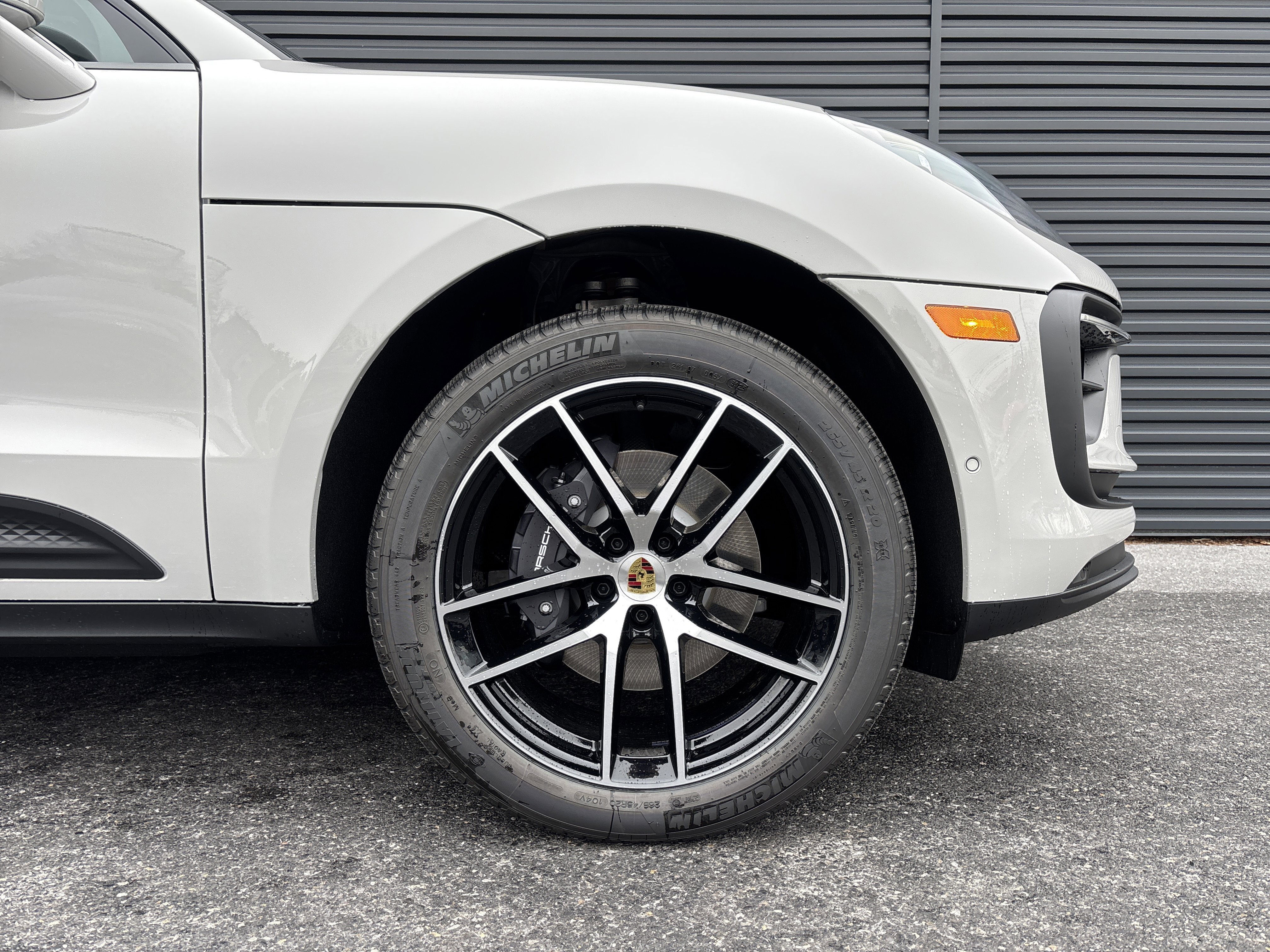 New 2026 Porsche Macan image 10