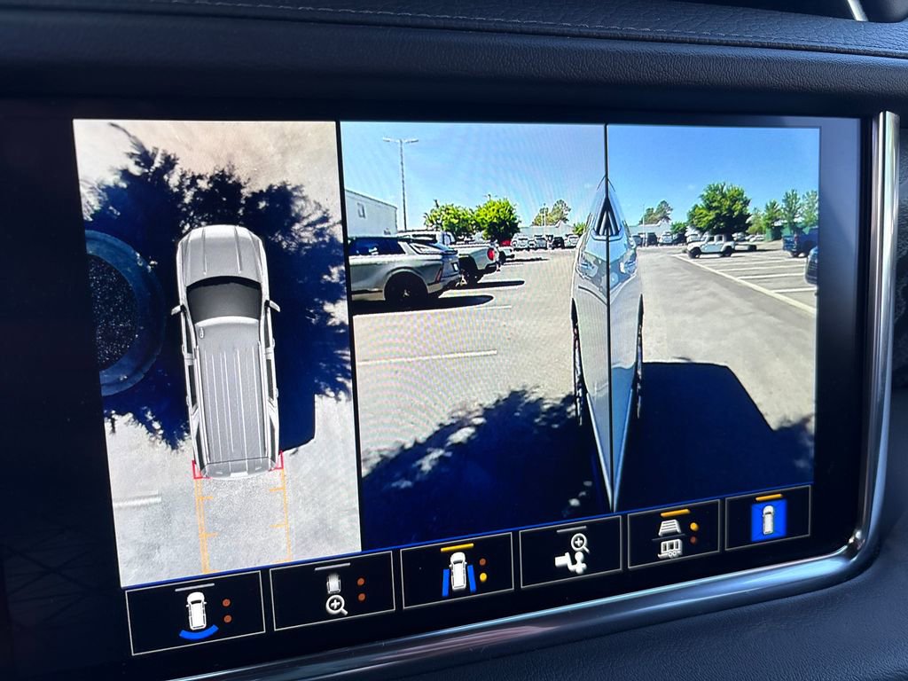 Certified 2024 GMC Yukon Denali RWD image 52
