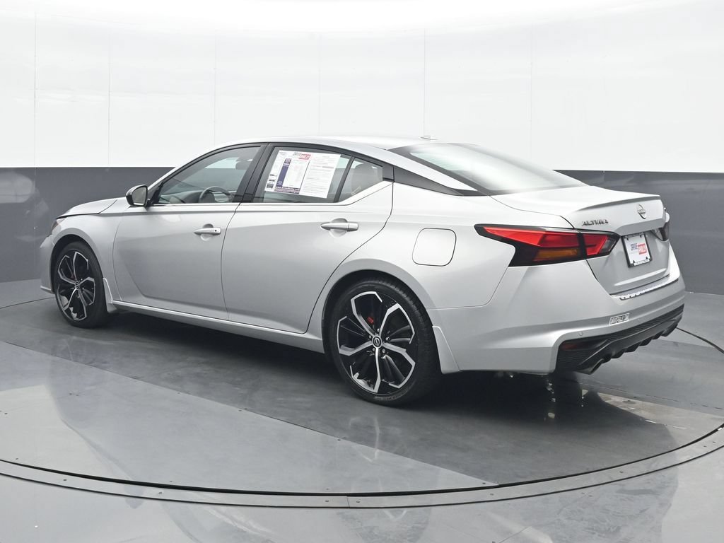 Used 2023 Nissan Altima 2.5 SR FWD image 4