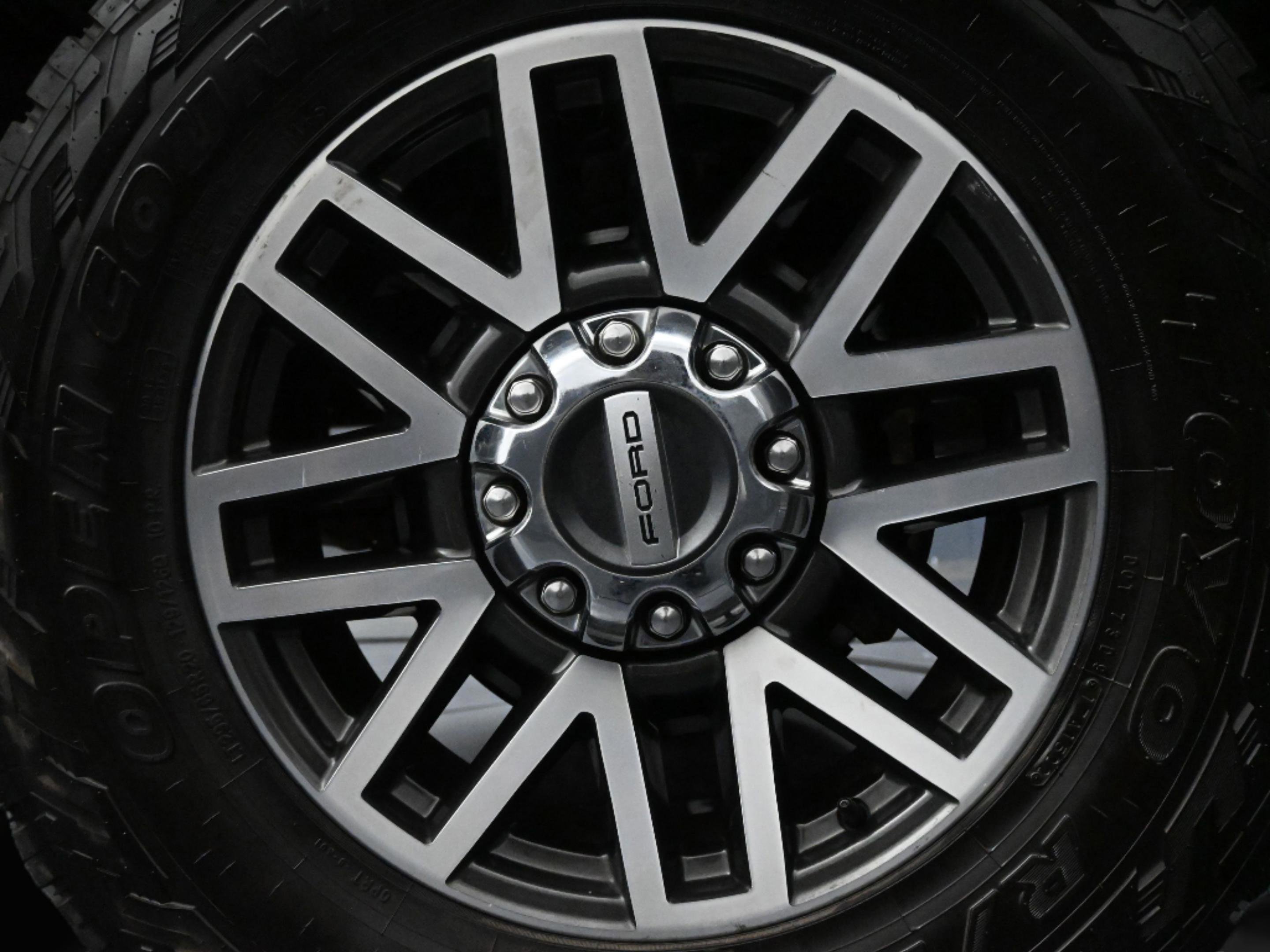 Used 2018 Ford F250 Lariat w/ Lariat Value Package image 10