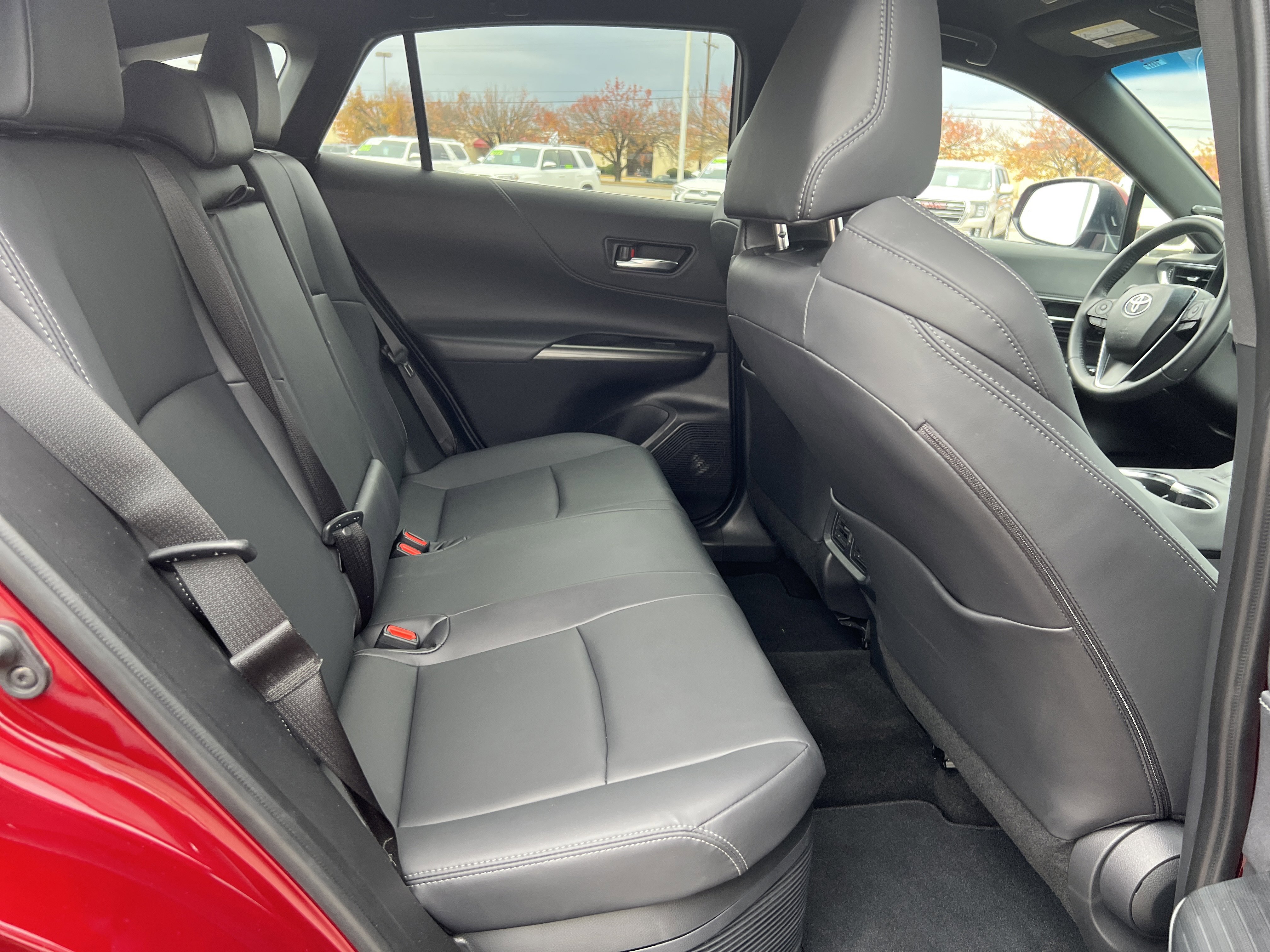 Certified 2024 Toyota Venza XLE image 20