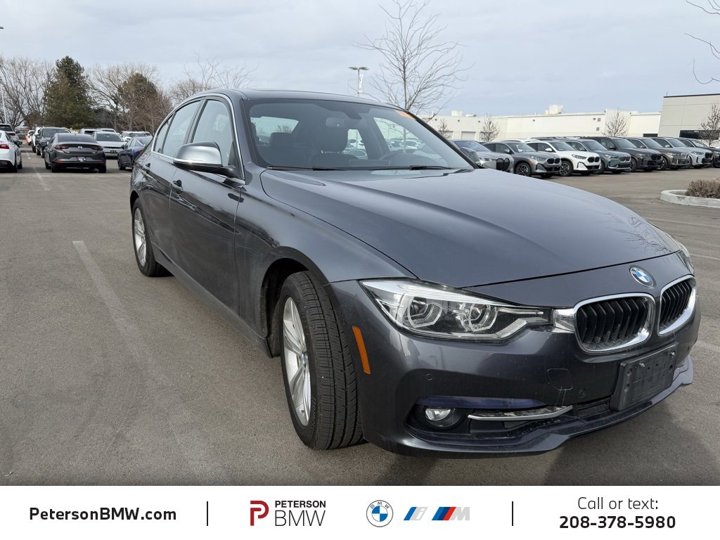 Used 2017 BMW 330i xDrive Sedan image 4