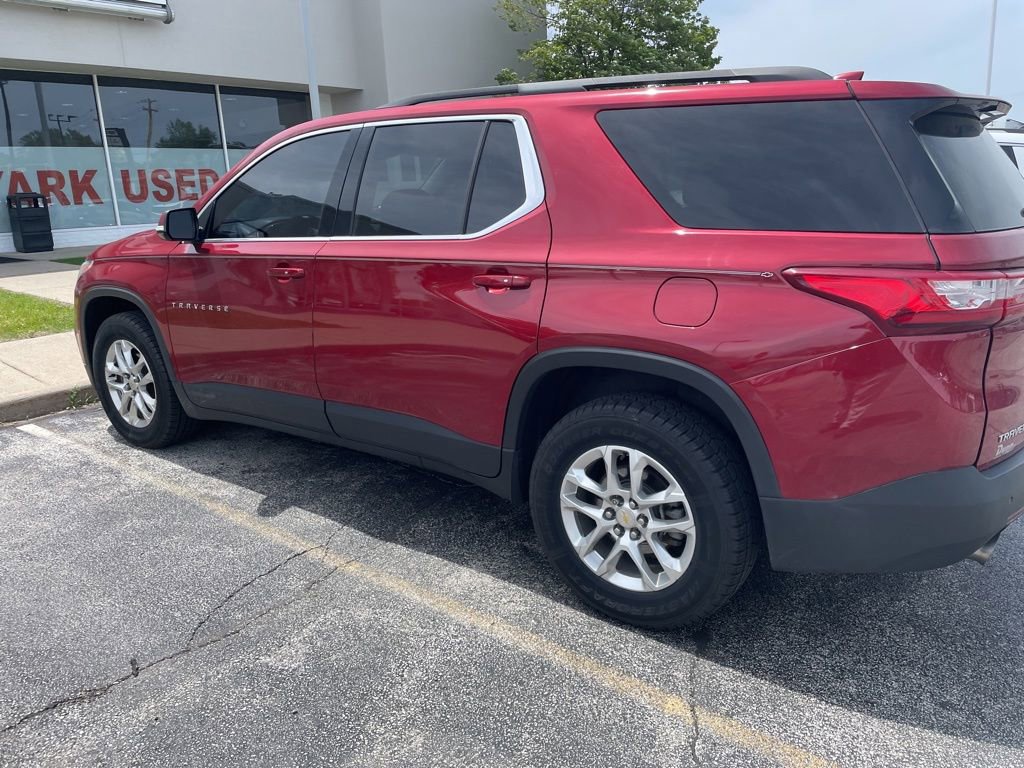 Used 2020 Chevrolet Traverse LT FWD image 4