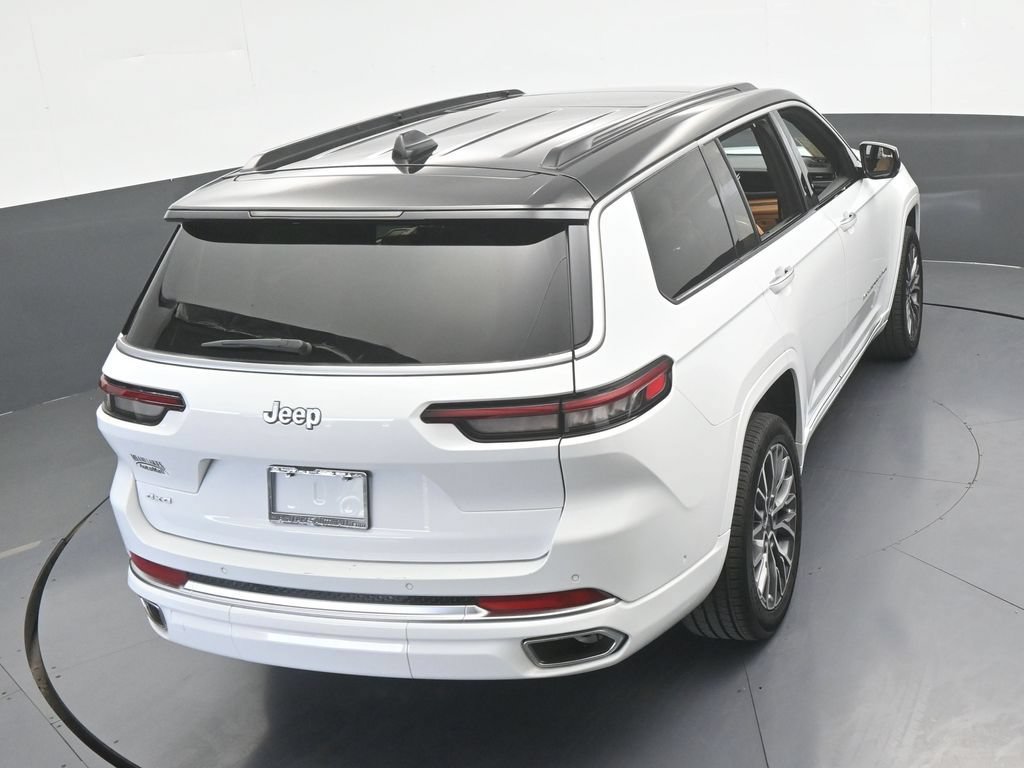 Used 2024 Jeep Grand Wagoneer L Series III w/ Quick Order Packagew 28T AWD/4WD image 55
