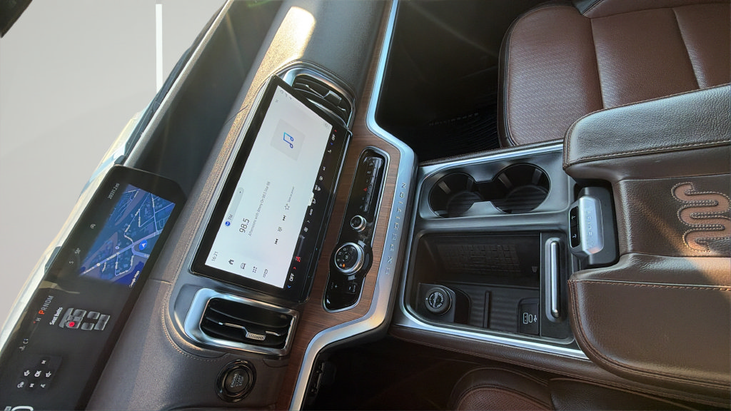 Certified 2025 Ford Expedition King Ranch AWD/4WD image 24