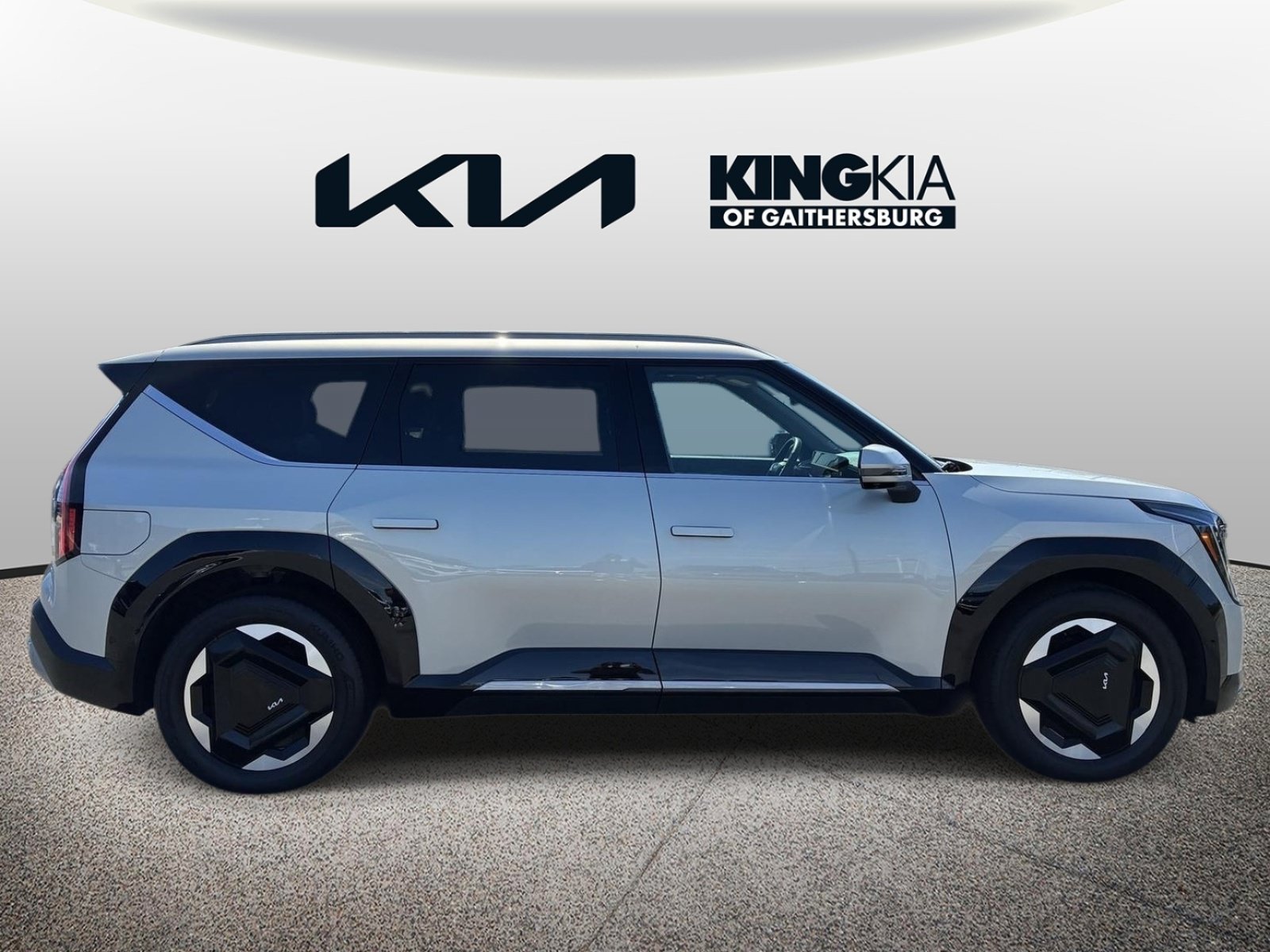 Certified 2024 Kia EV9 Land AWD/4WD image 2