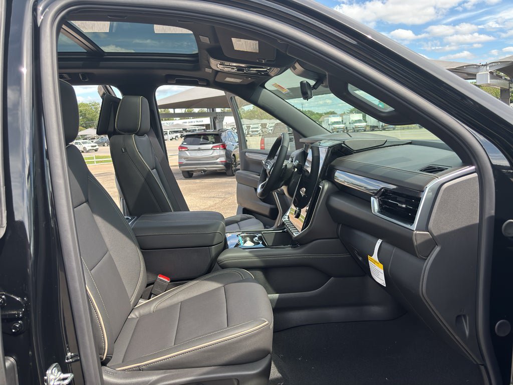 New 2026 GMC Yukon XL Elevation w/ Elevation Premium Package AWD/4WD image 18
