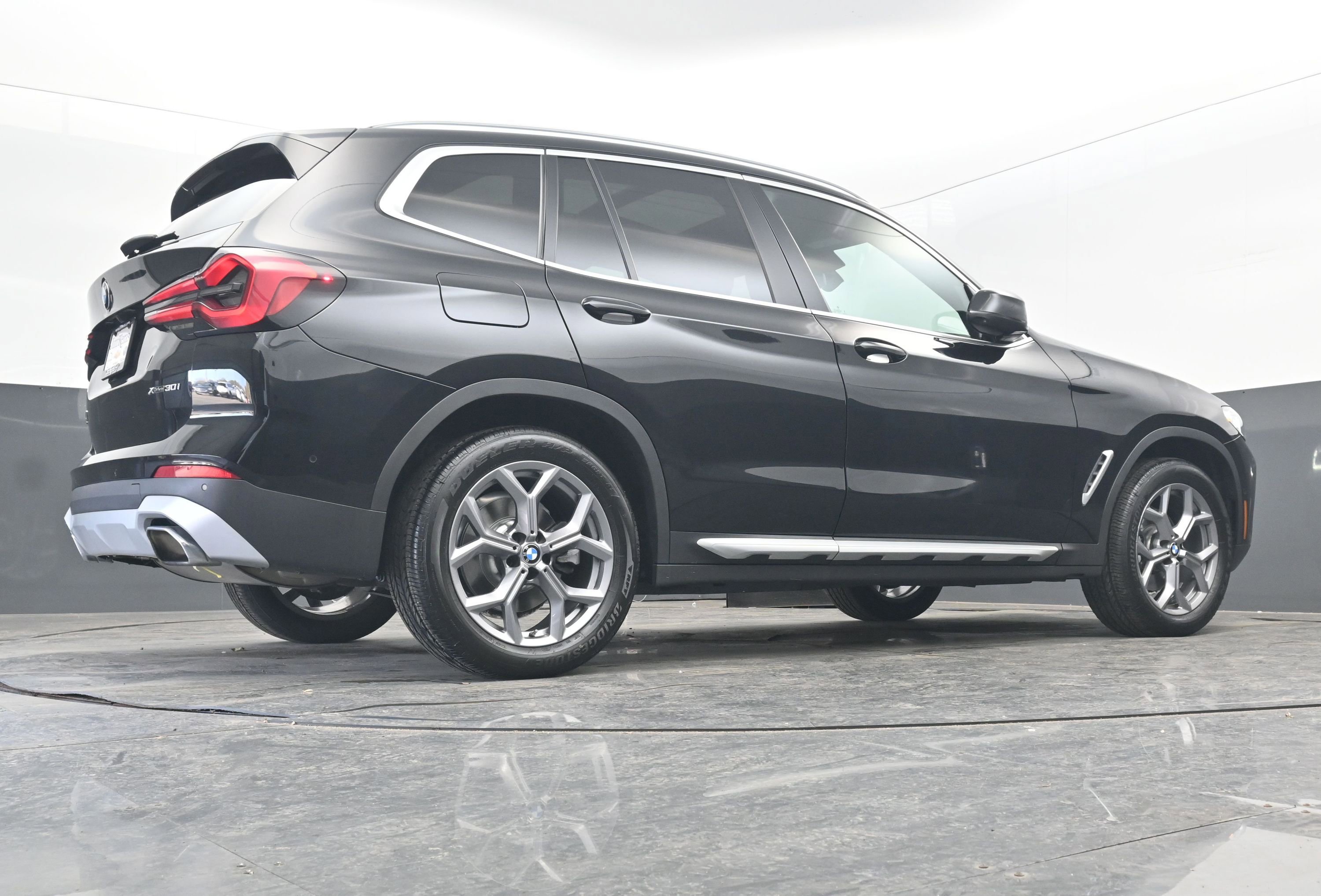 Used 2023 BMW X3 xDrive30i w/ Convenience Package image 35