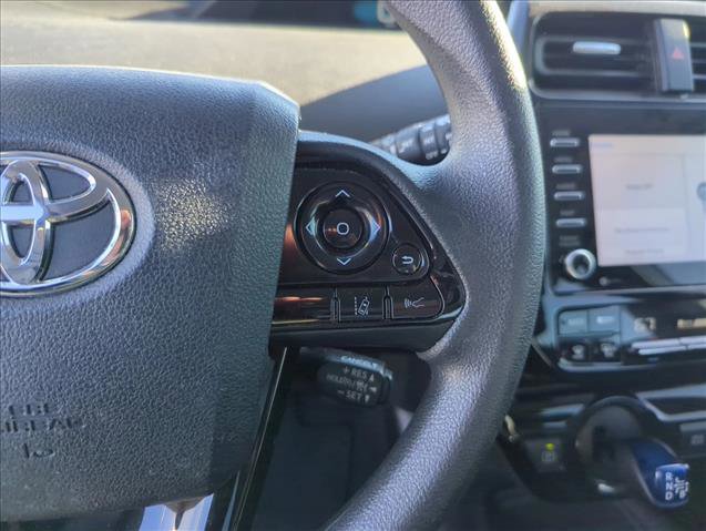 Certified 2021 Toyota Prius LE w/ Carpet Mat Package (TMS) image 17