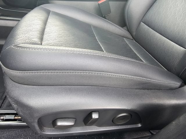 Used 2025 Chevrolet Equinox LT w/ Convenience Package II AWD/4WD image 20