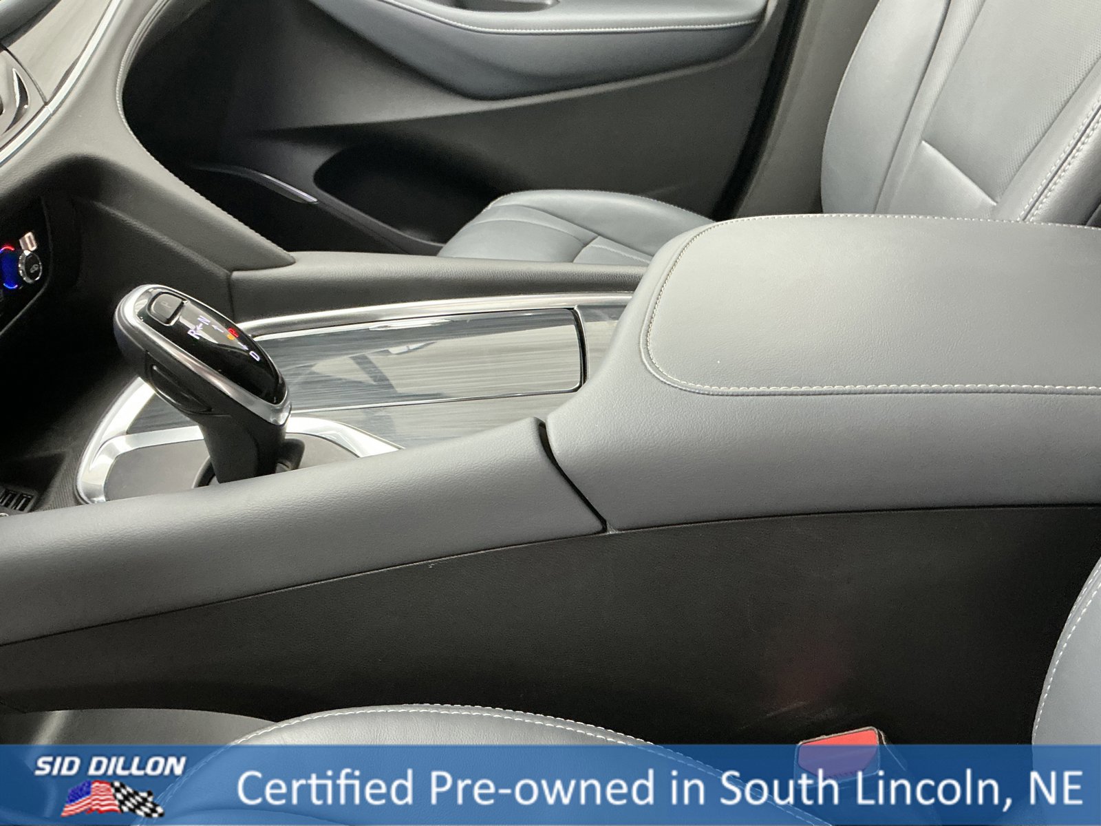 Used 2021 Buick Enclave Premium w/ Sun and Sites Package image 12