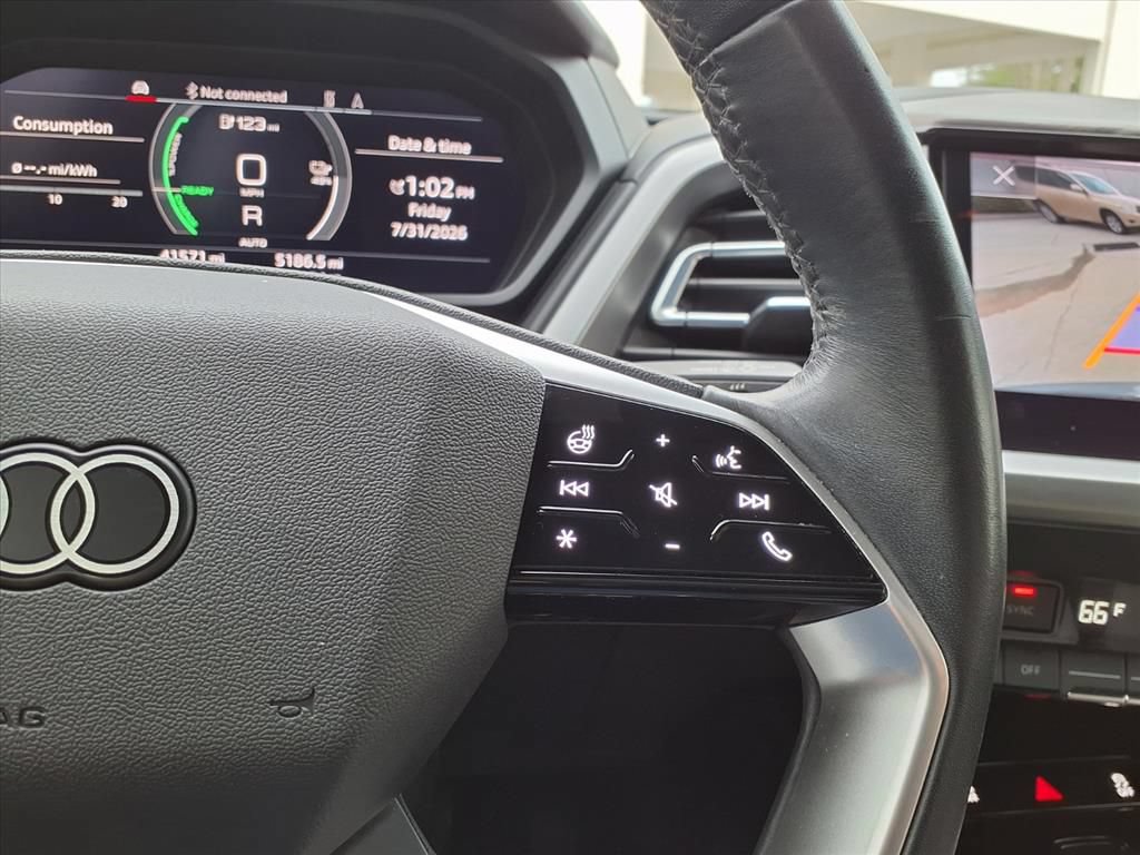Used 2023 Audi Q4 e-tron Prestige AWD/4WD image 27