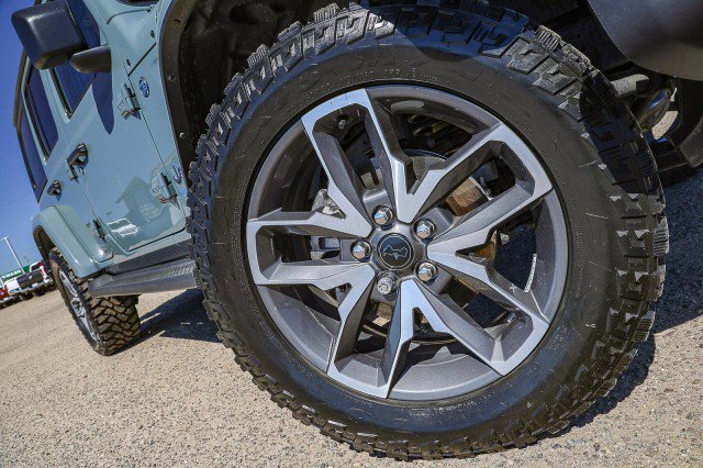 Used 2024 Jeep Wrangler Sport S w/ Convenience Group AWD/4WD image 2