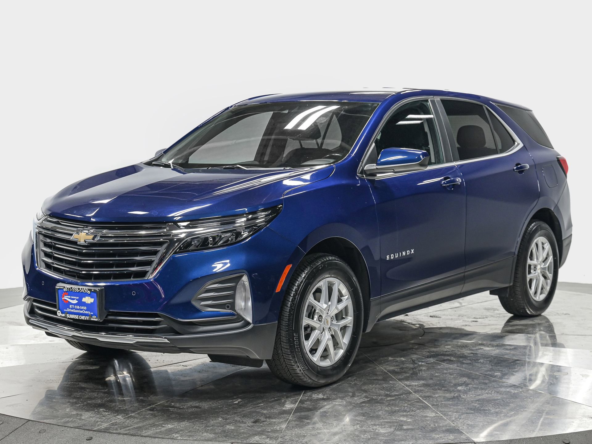 Used 2022 Chevrolet Equinox LT image 1