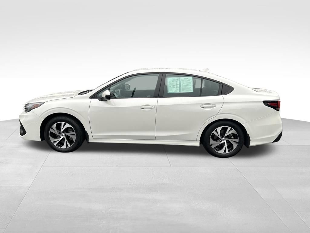 Used 2025 Subaru Legacy Premium w/ Popular Package #1A AWD/4WD image 2