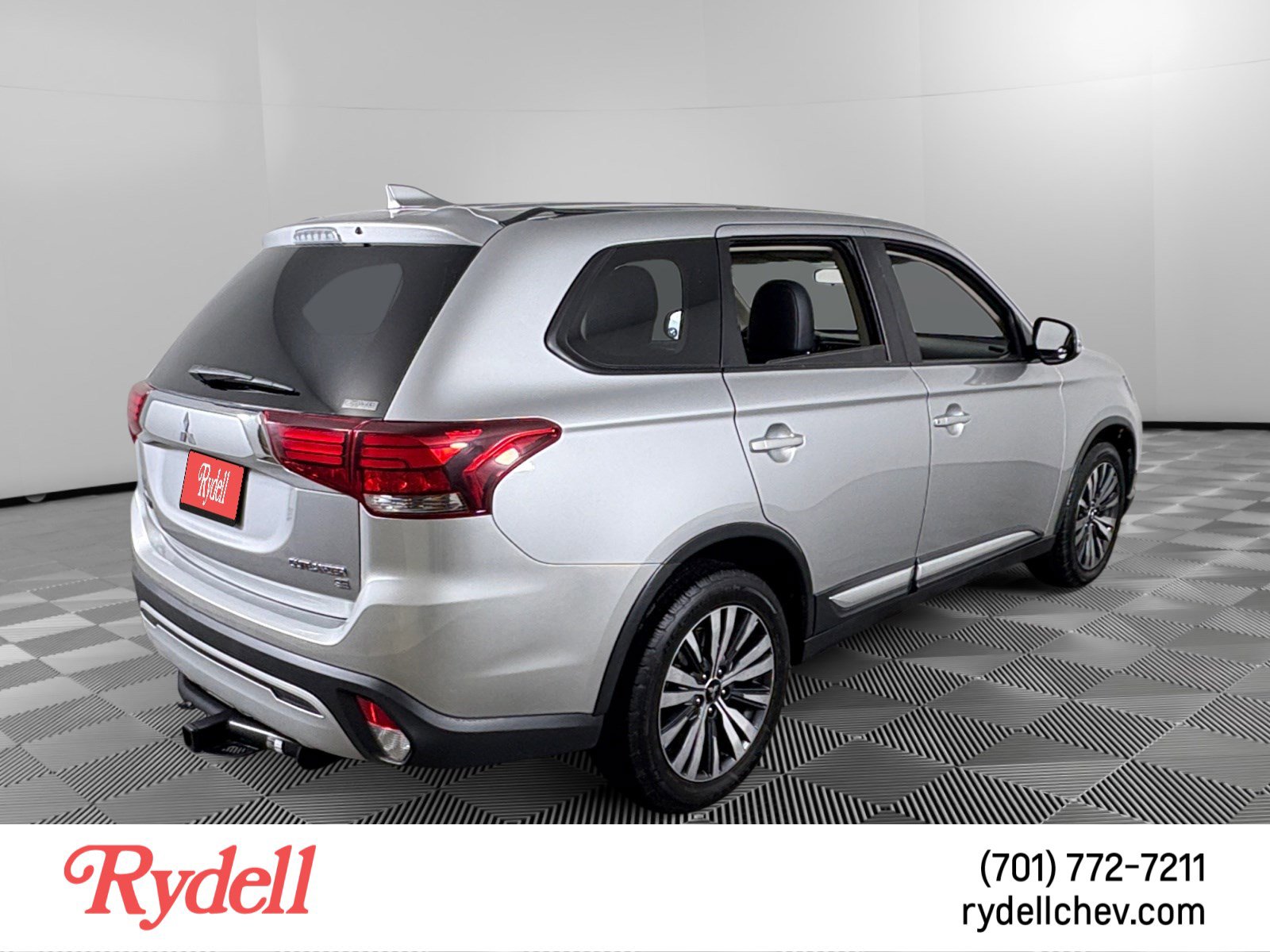 Used 2019 Mitsubishi Outlander ES image 5