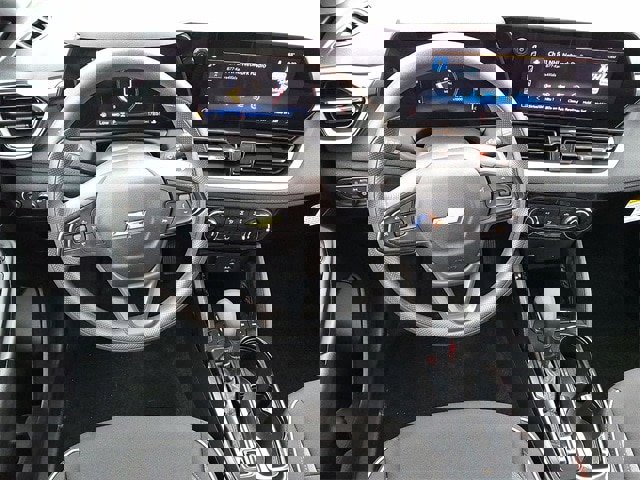 Used 2024 Chevrolet TrailBlazer LT image 20