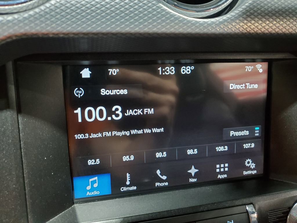 Used 2017 Ford Mustang GT Premium image 26