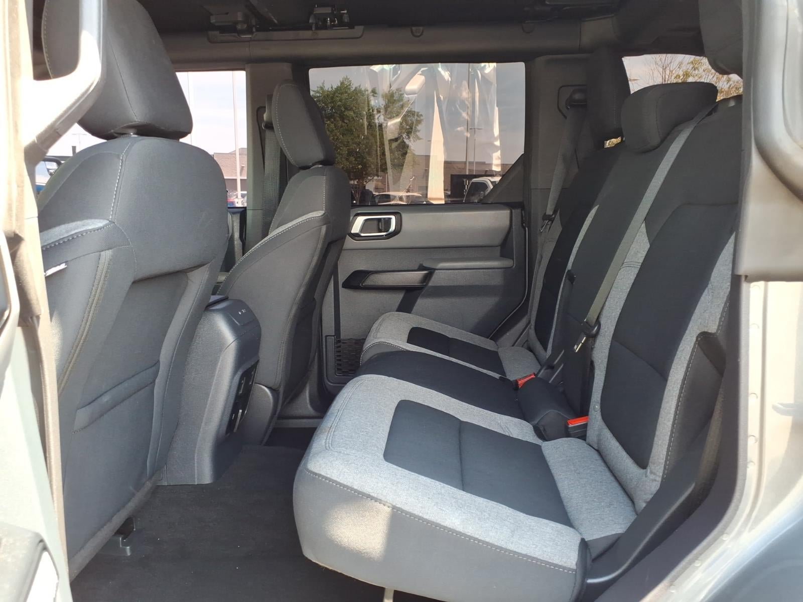 Certified 2023 Ford Bronco Big Bend w/ Sasquatch Package AWD/4WD image 17
