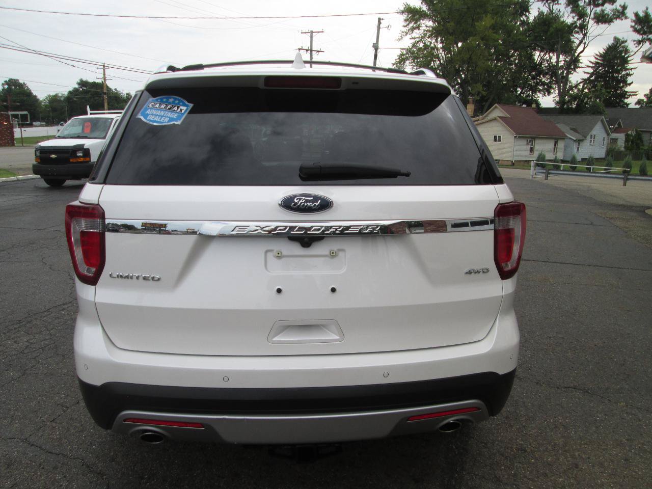 Used 2016 Ford Explorer Limited w/ Equipment Group 301A AWD/4WD image 16