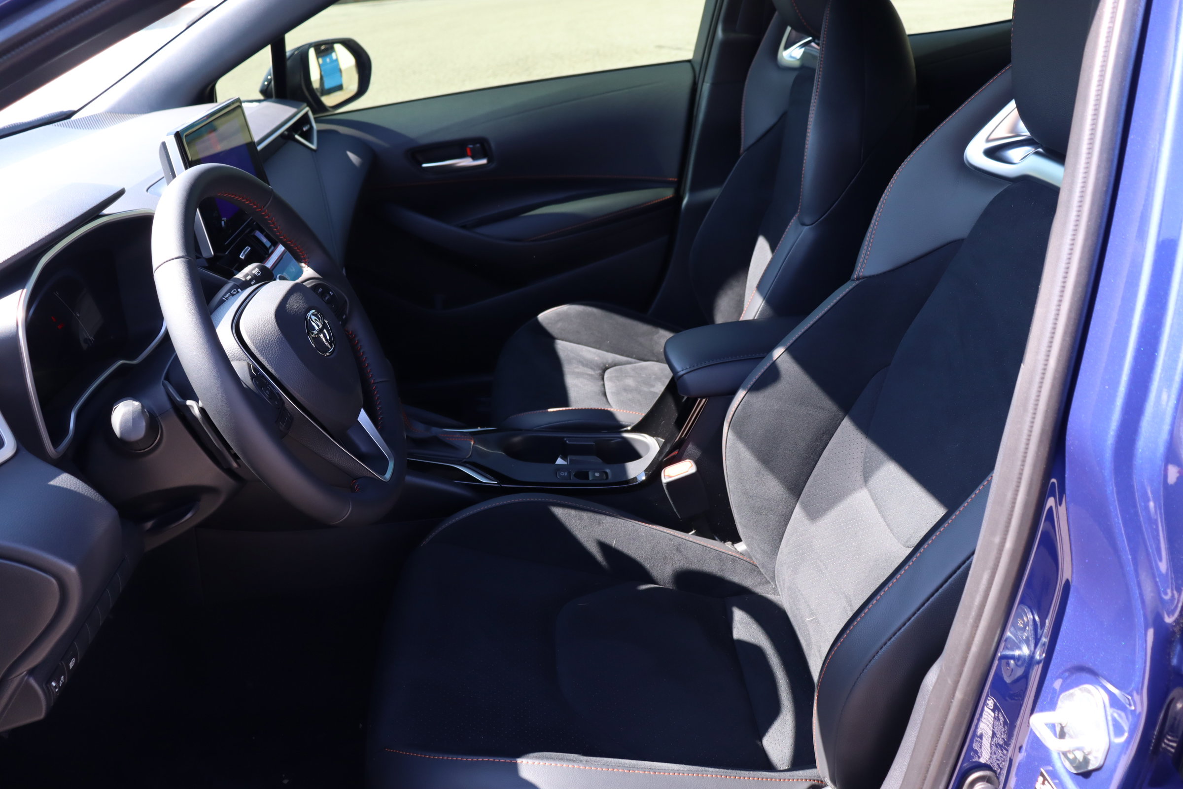 New 2026 Toyota Corolla SE FWD image 23