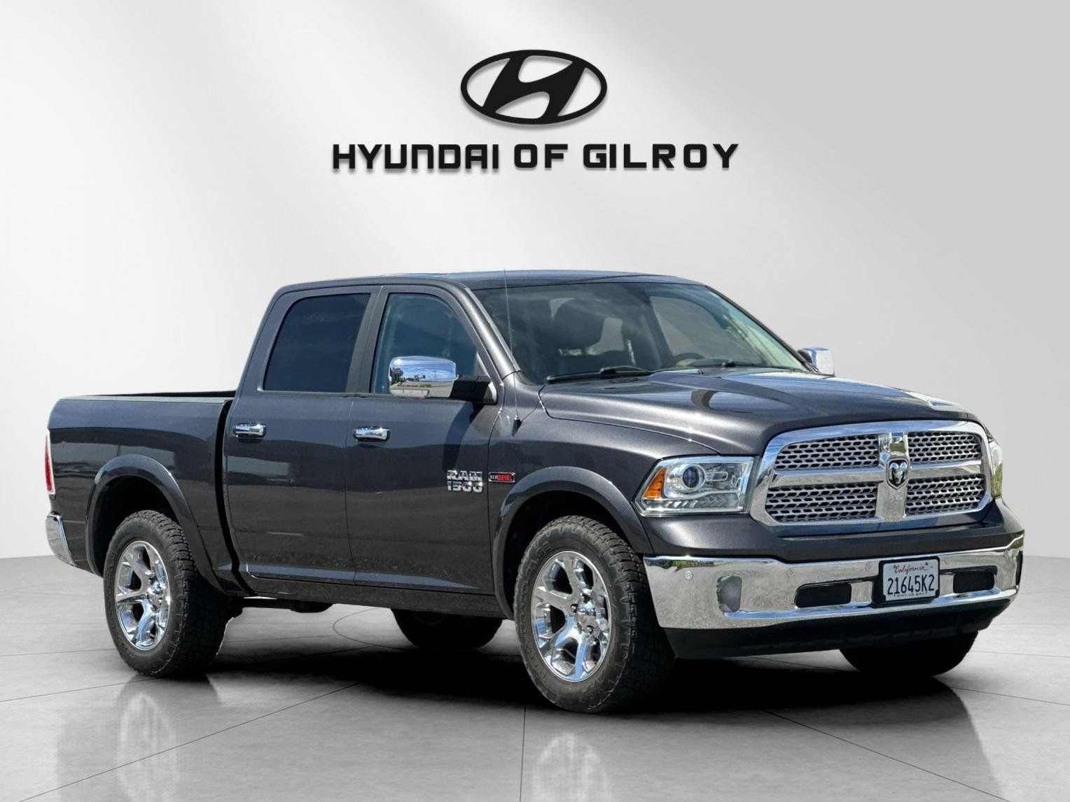 Used 2017 RAM 1500 Laramie w/ Convenience Group AWD/4WD image 7
