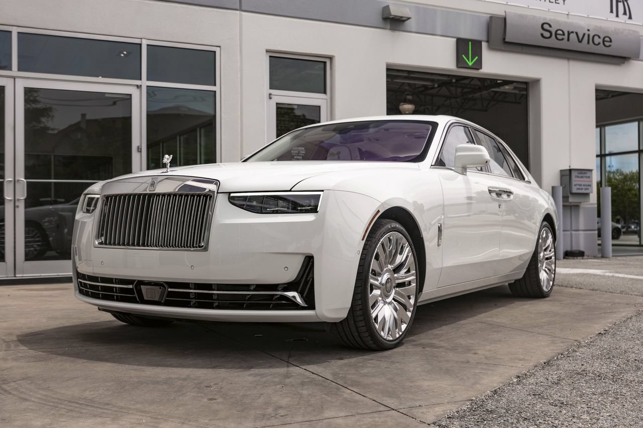 New 2026 Rolls-Royce Ghost AWD/4WD image 23