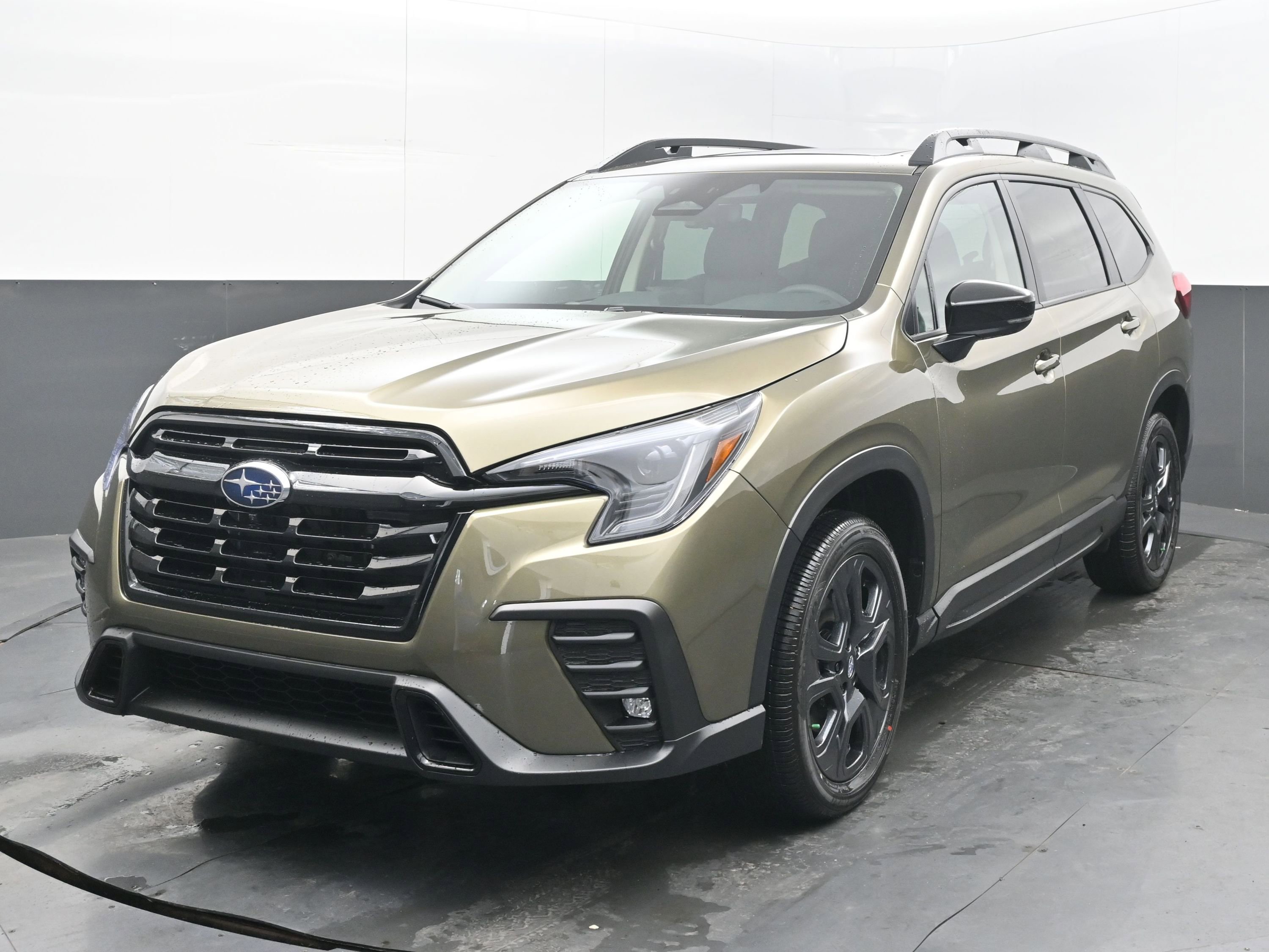 New 2025 Subaru Ascent Bronze Edition image 3