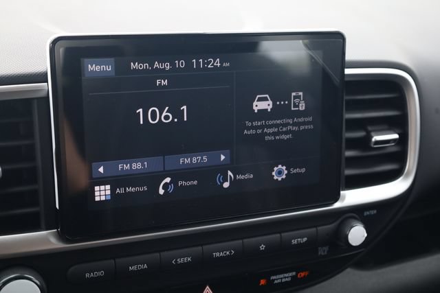 New 2026 Hyundai Venue SEL FWD image 17