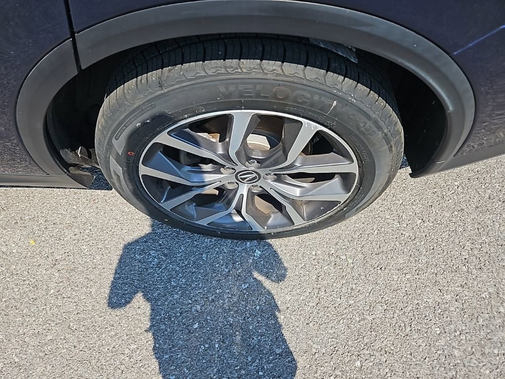 Used 2023 Acura MDX SH-AWD w/ Technology Package image 12