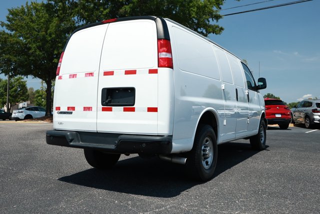Used 2021 Chevrolet Express 2500 RWD image 7