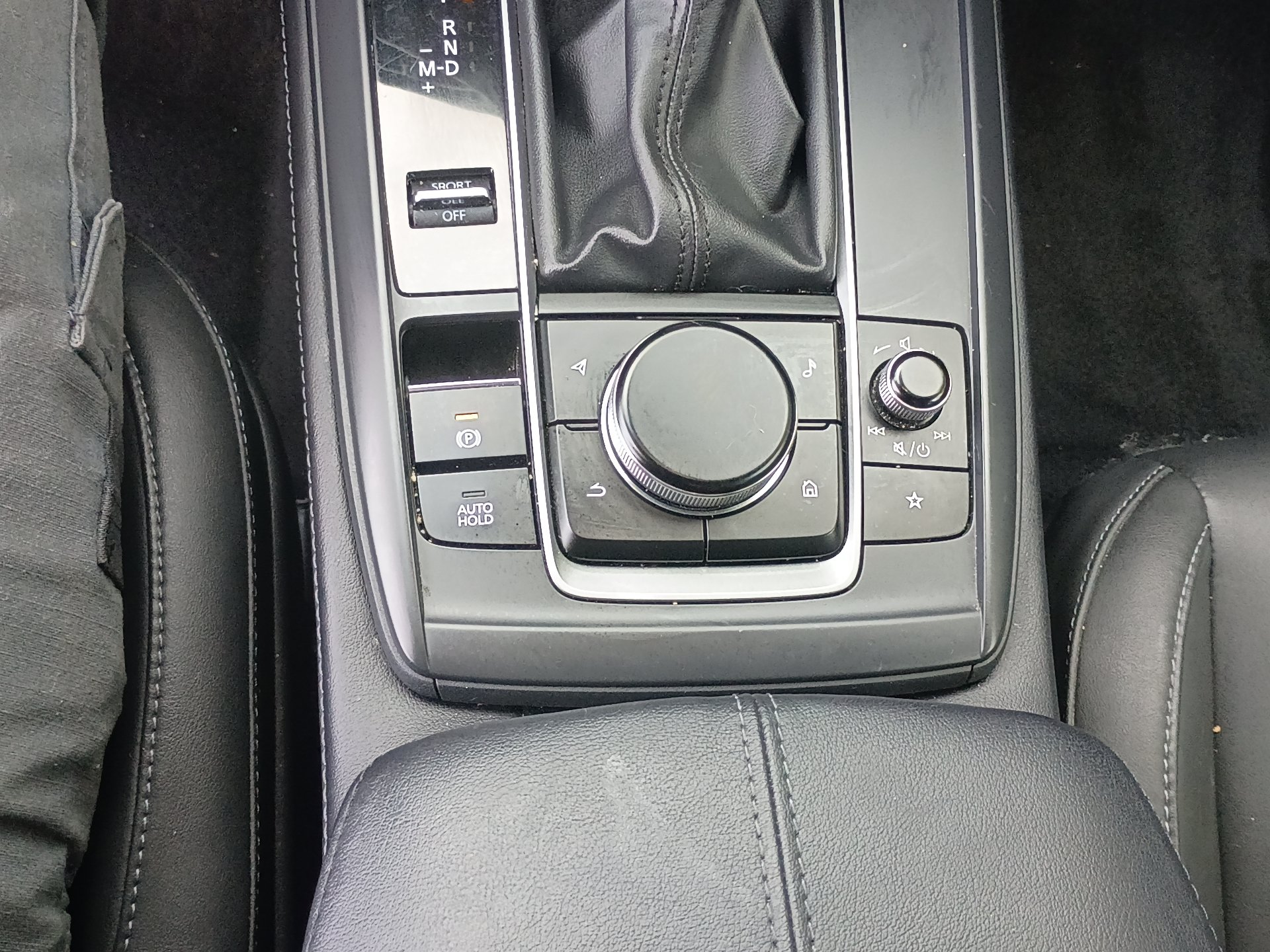 Used 2022 MAZDA CX-30 AWD 2.5 S w/ Select Package image 24
