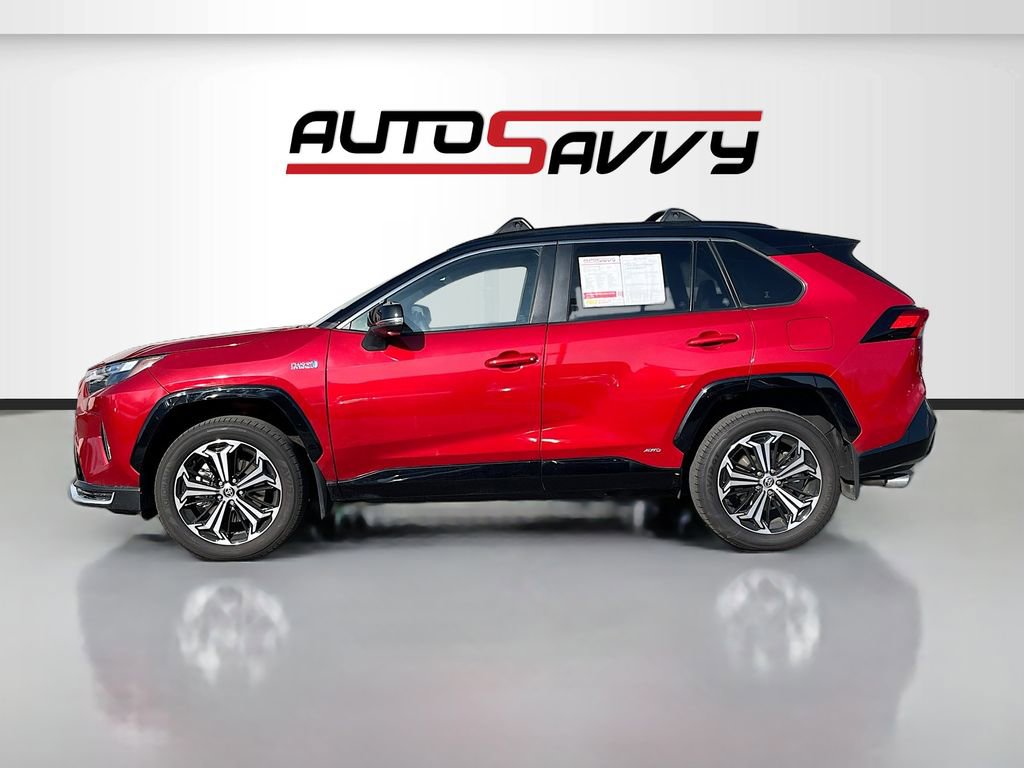 Used 2024 Toyota RAV4 XSE w/ Weather Package AWD/4WD image 4