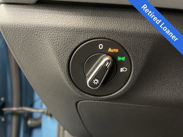 New 2025 Volkswagen Jetta SE w/ Black Wheel Package image 20